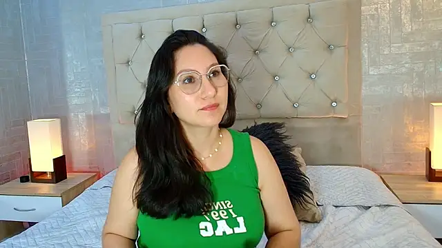 Antonella_Saa live