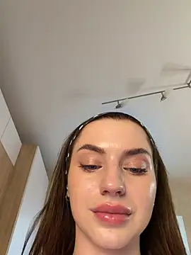 Camilla_Railian profile