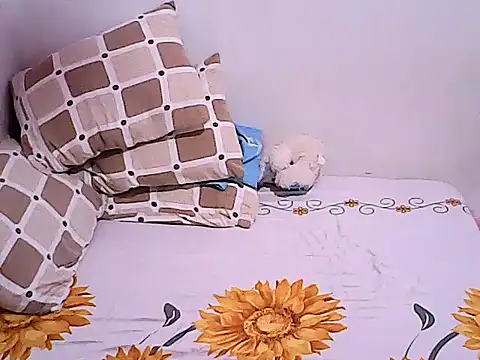 Sweetyummybabygirl live
