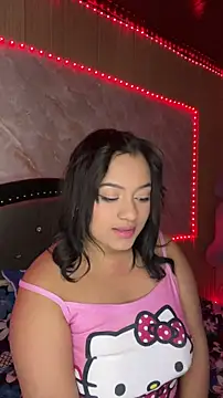 Saraa_M live