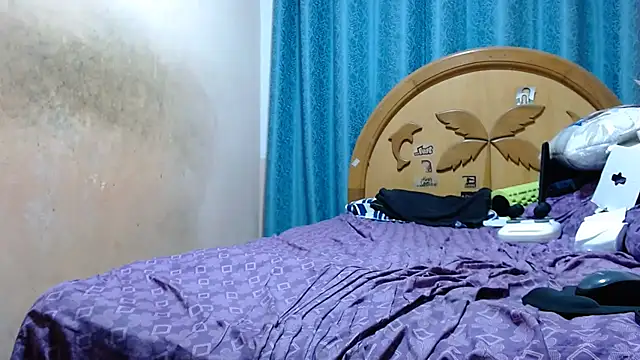 nakedlima live