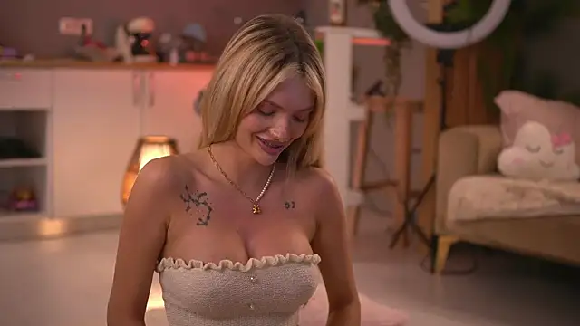 ButterflyLeah live