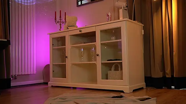 Your_Nicolett live