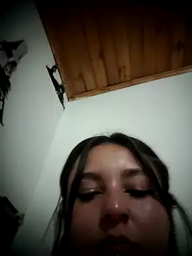 Aly_96 live