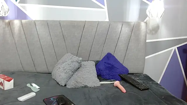 Stormy_hot1 live