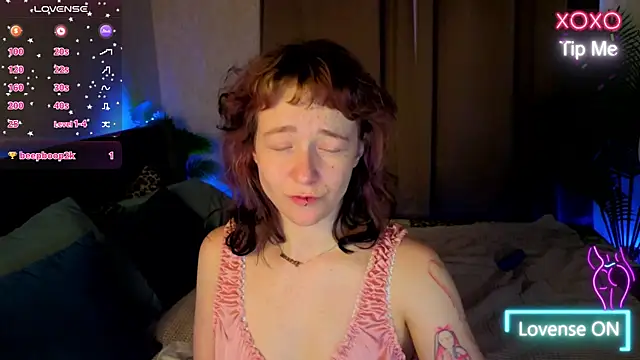 Ricki_Bloom live