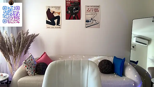 LinaMour live