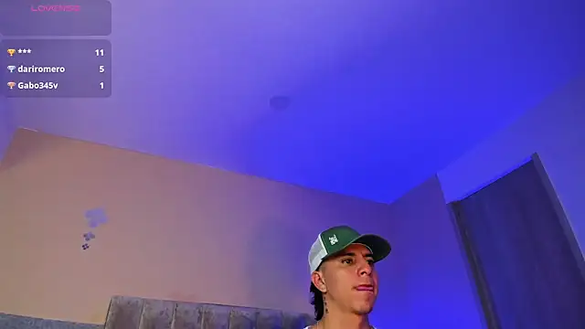 CamiloSanz_ live