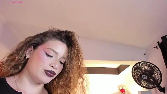 AphroditeSweett live