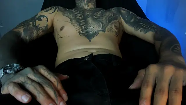 Travisttanner28 live