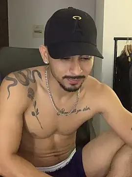 NicolasChest_xxx live