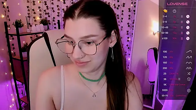 LinaBlossom_ live