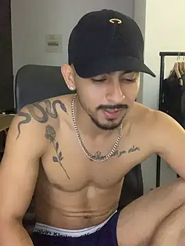 NicolasChest_xxx live