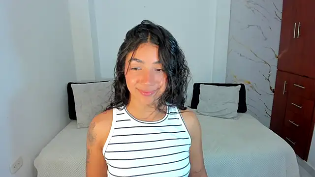 martina_roldam live
