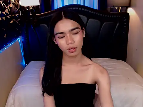 Christine_pretty live