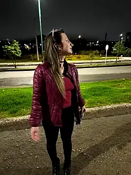 VALELUXX live