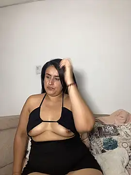 MADAMELUNAXXX live