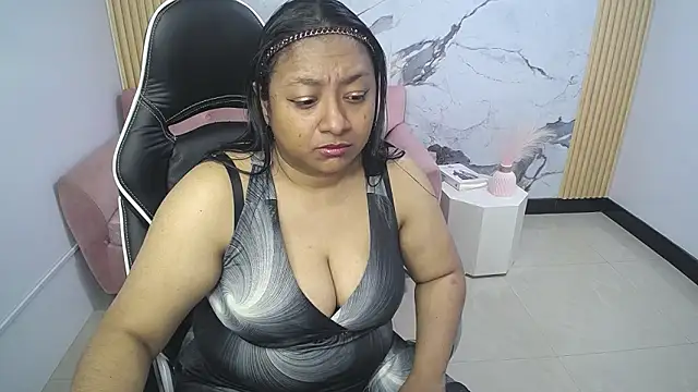 Alicia1_ch live