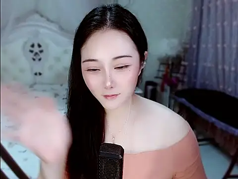Amy-cnbaby live