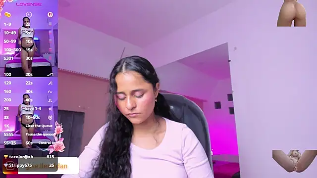 Giselle_Roldan live