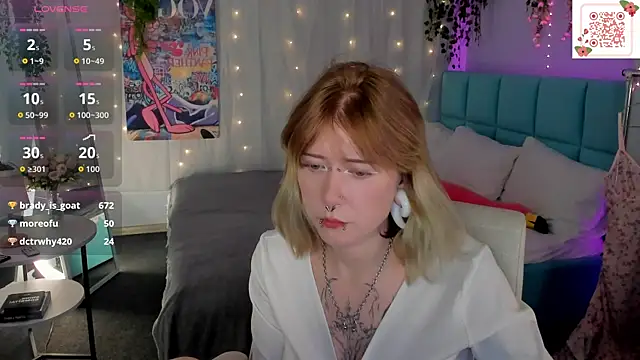 Elira_Vane live