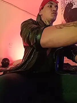 AlecBanne_ live