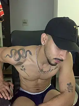 NicolasChest_xxx live