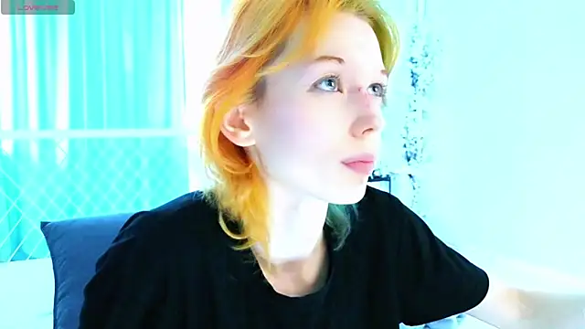 Kiara_Age live