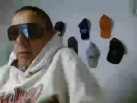 AlekNoir live