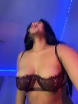MaddyRuiz live
