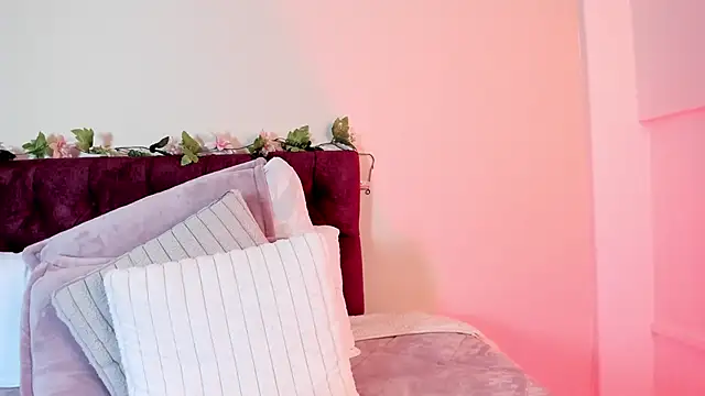 Charlotte_pleasure live