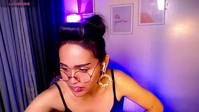 urmidnightcravingsxx profile