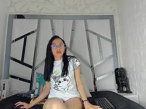 Lunahot68 live
