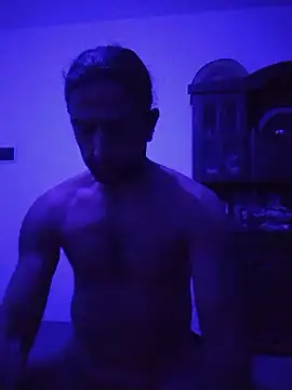 Nightcrawlers live
