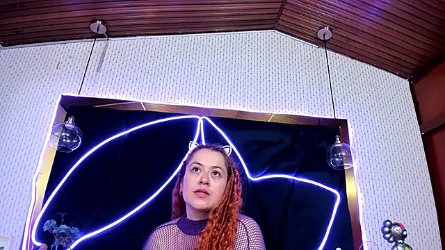 LAURACAMILAM live