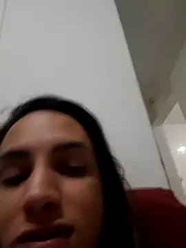 ofjuliaa live
