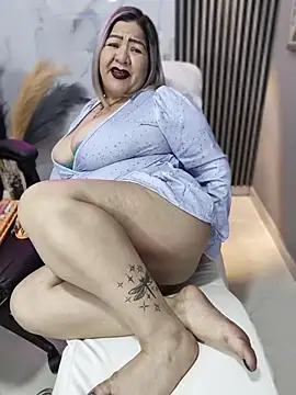 Dalessa_Bigtits live