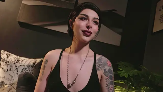 LetisiaRocks profile