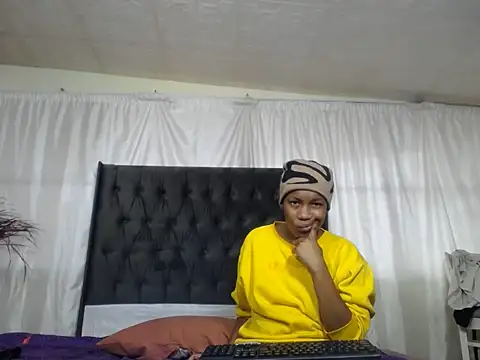 TypicalBaddiex live