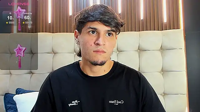 Zack23__ live