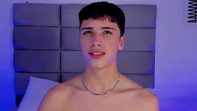 JoshClaarktt live