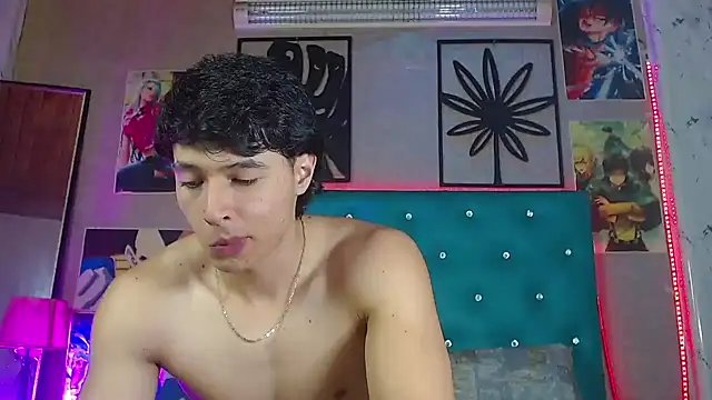 LiamAndrewzz live