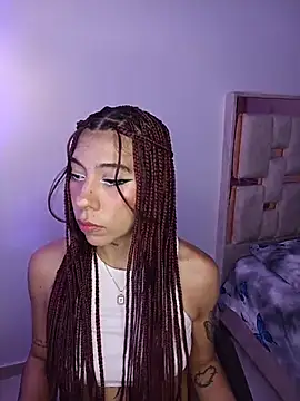 LAILA_GOMEZ1 live