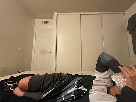 Baybeecakes live