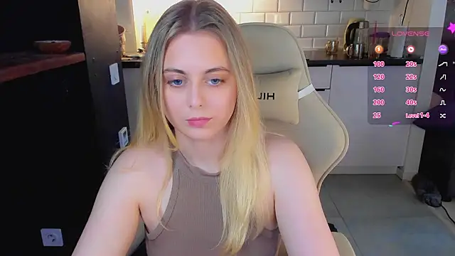 blonde_kellyy live