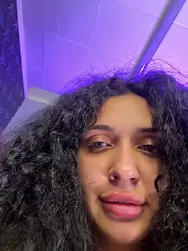 ChloeJoyce live