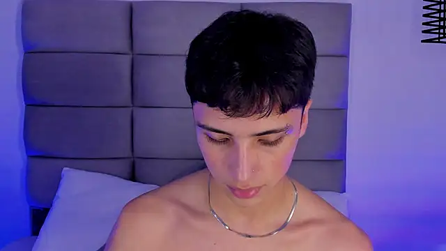 JoshClaarktt live