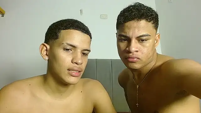 Jose_And_Daniel live