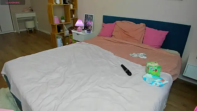 BritneyLix live