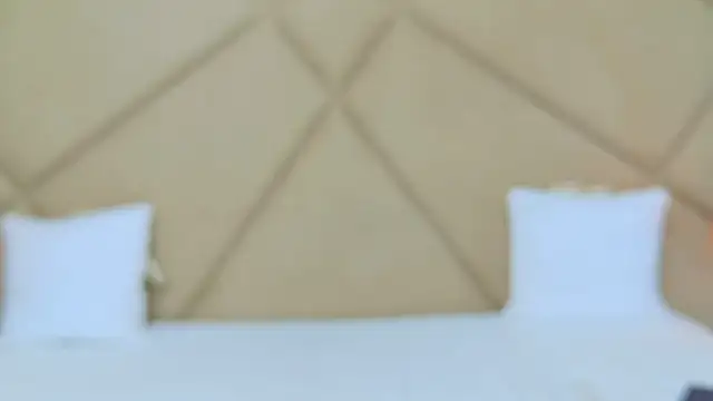 ChloeFrost live